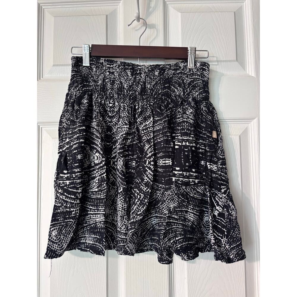 PIYOGA Skirt Women Smocked Waist Black & White